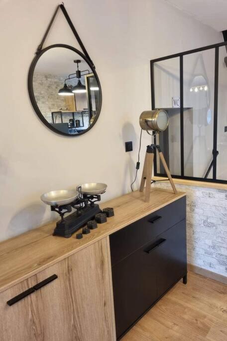 Le Loft Des Marais Apartment แม-เล-แบ็ง ภายนอก รูปภาพ
